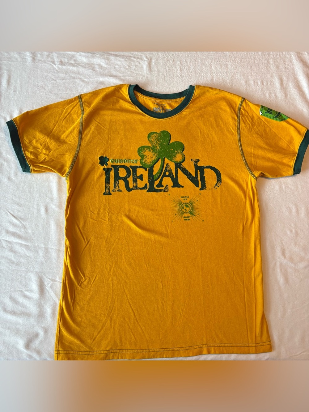 Harry Potter Ireland Quidditch Ringer Tee T-Shirt- Universal Studios- Size M